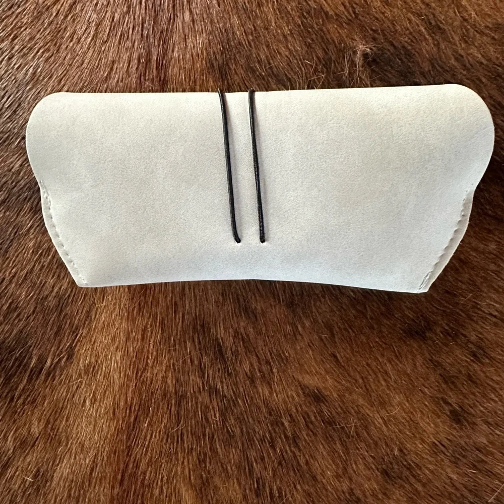 Ambassador Leopard/AVA Collection Sunglasses - Picture 7 of 8